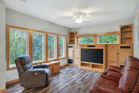 11312 Kenworth Lane Lakeville MN 55044
