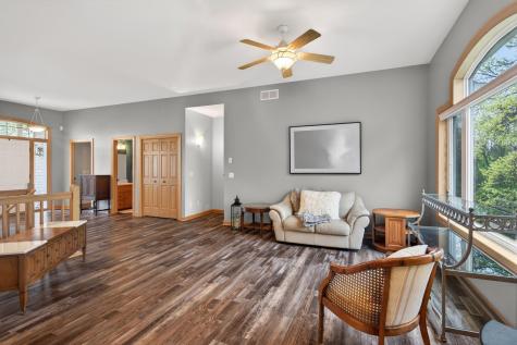 11312 Kenworth Lane Lakeville MN 55044