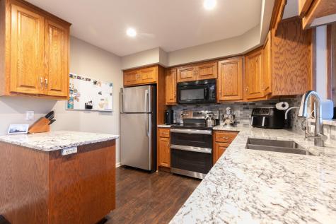 2750 Queensland Lane N Plymouth MN 55447