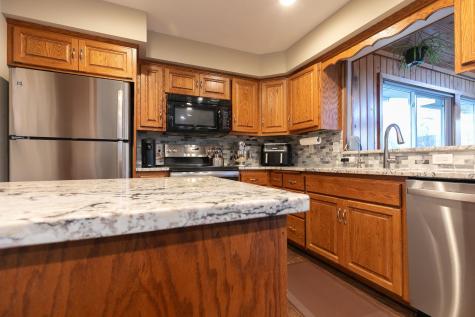2750 Queensland Lane N Plymouth MN 55447