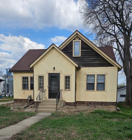 416 N 2nd Street Le Sueur MN 56058