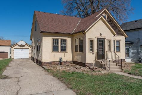 416 N 2nd Street Le Sueur MN 56058