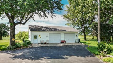 23781 County Road 10 Wabasha MN 55981
