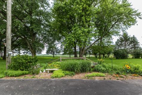 23781 County Road 10 Wabasha MN 55981