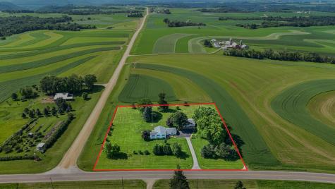 23781 County Road 10 Wabasha MN 55981