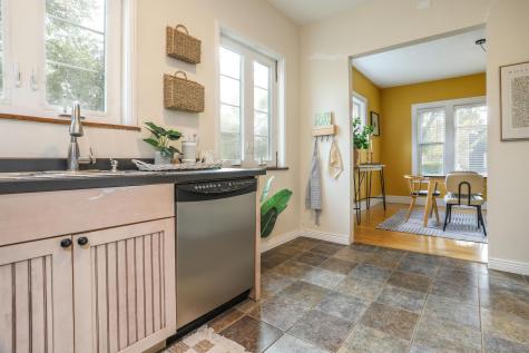 1103 2nd Street N Fargo ND 58102