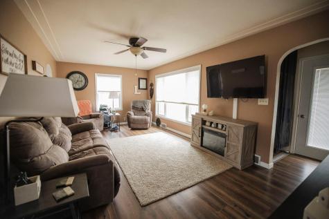 109 Ridge Road Morris MN 56267