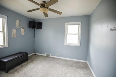 109 Ridge Road Morris MN 56267