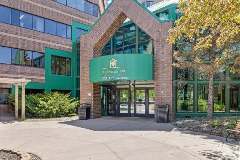 7631 Edinborough Way Edina MN 55435