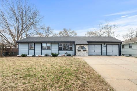 7849 Monroe Street NE Spring Lake Park MN 55432