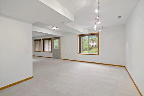 763 Lake Ridge Drive Woodbury MN 55129