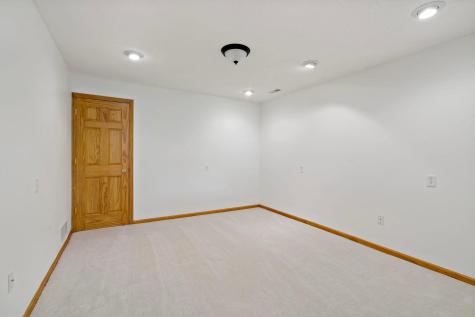 763 Lake Ridge Drive Woodbury MN 55129