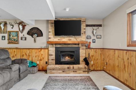 4382 Metcalf Drive Eagan MN 55122