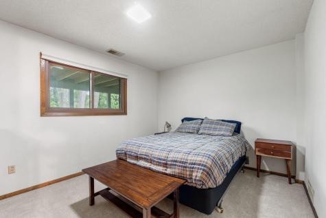 4382 Metcalf Drive Eagan MN 55122