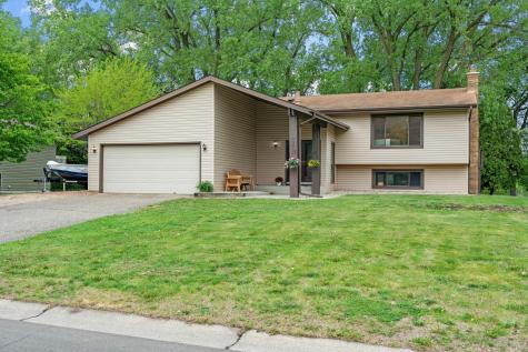 4382 Metcalf Drive Eagan MN 55122