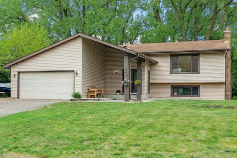 4382 Metcalf Drive Eagan MN 55122