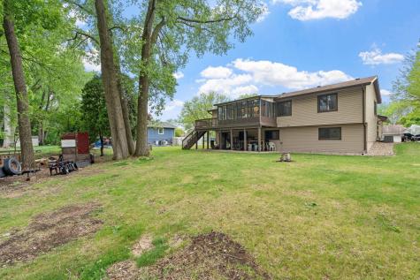 4382 Metcalf Drive Eagan MN 55122