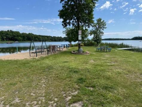 2221 Reubens Lane SW Farwell MN 56327