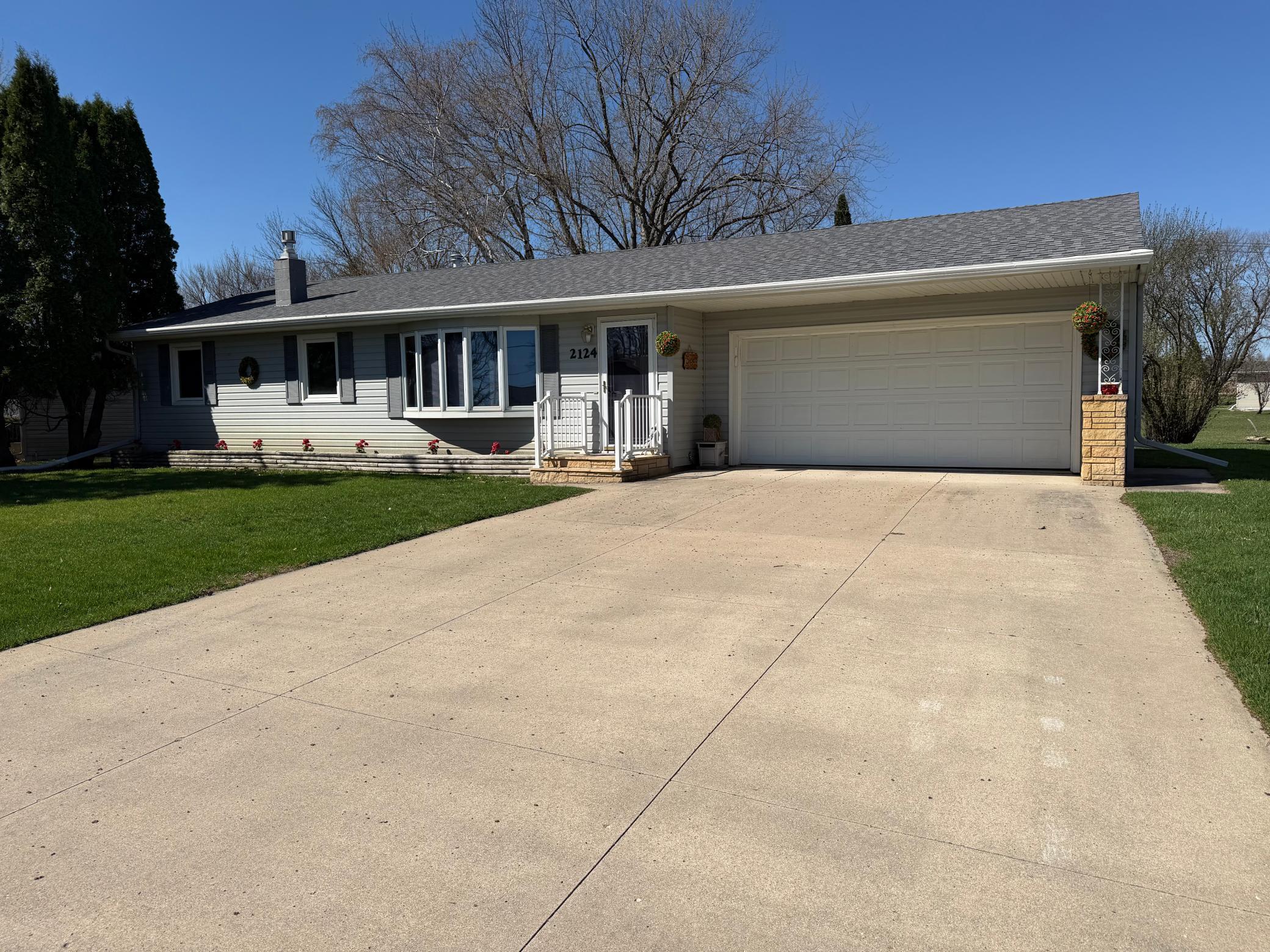 2124 Kenneth Drive Albert Lea MN 56007
