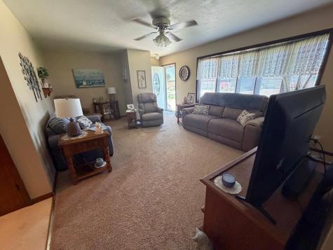2124 Kenneth Drive Albert Lea MN 56007