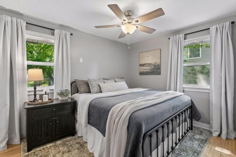 2048 Villard Avenue Saint Paul MN 55116