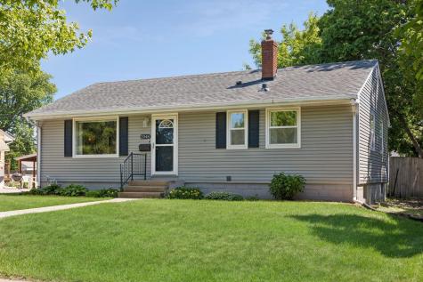 2048 Villard Avenue Saint Paul MN 55116