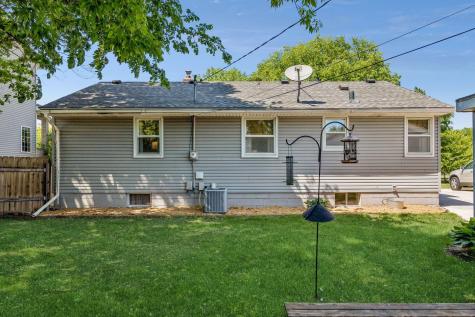 2048 Villard Avenue Saint Paul MN 55116