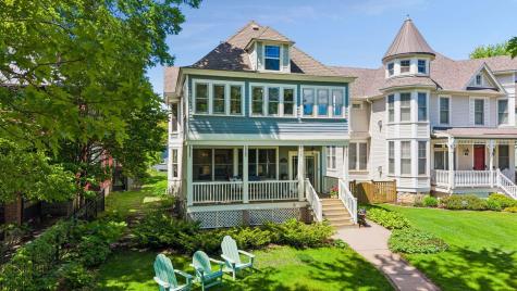 1263 Como Boulevard W Saint Paul MN 55103