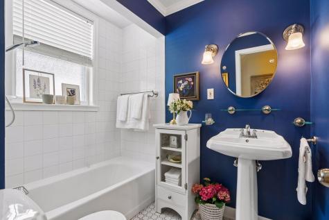 1263 Como Boulevard W Saint Paul MN 55103