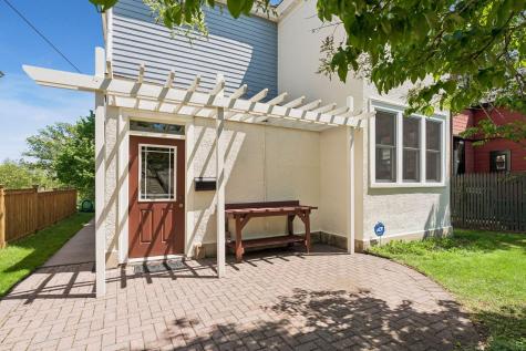 1263 Como Boulevard W Saint Paul MN 55103
