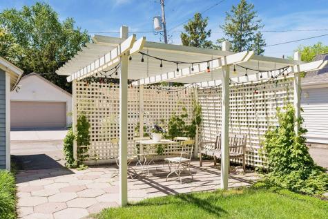 1263 Como Boulevard W Saint Paul MN 55103