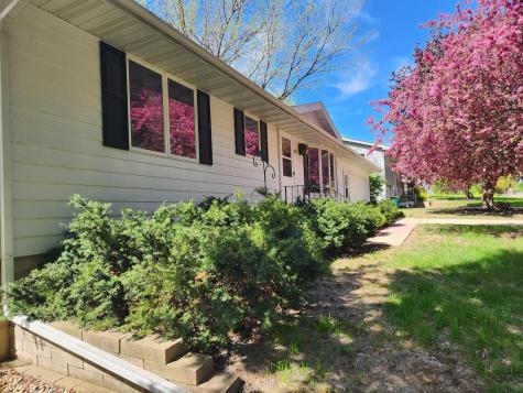 1313 Southview Lane Albert Lea MN 56007
