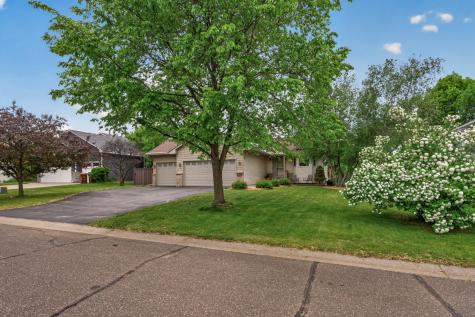 7854 Isleton Avenue S Cottage Grove MN 55016