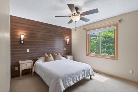 7854 Isleton Avenue S Cottage Grove MN 55016