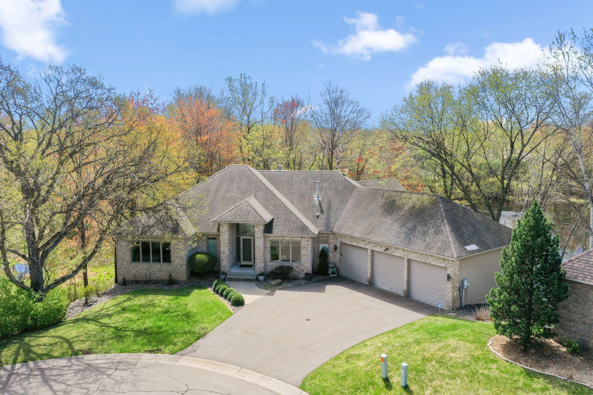 10605 54th Avenue N Plymouth MN 55442