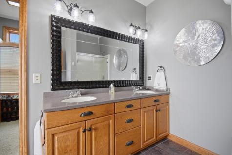 1618 27th Street NW Austin MN 55912