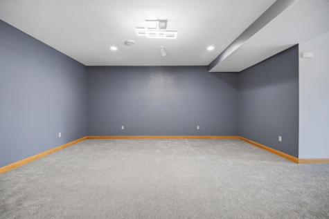 1618 27th Street NW Austin MN 55912