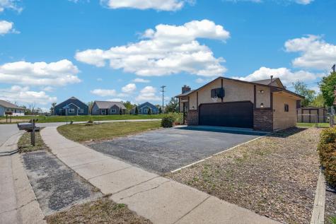 1058 Grant Street Anoka MN 55303