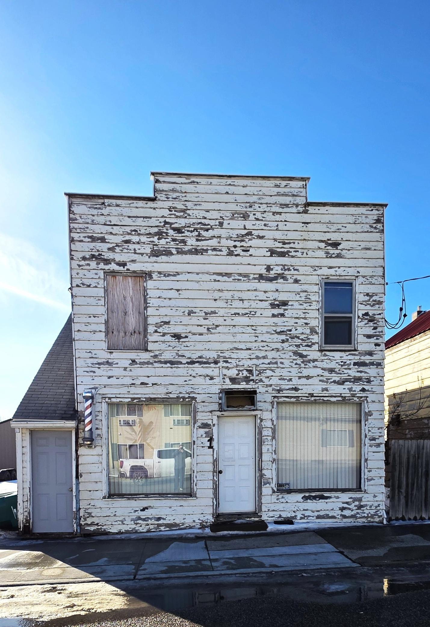 41 C E N T E R Avenue S Mayville ND 58257