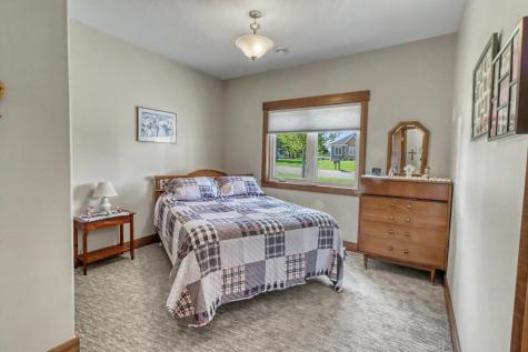 906 Lake Forest Circle Detroit Lakes MN 56501