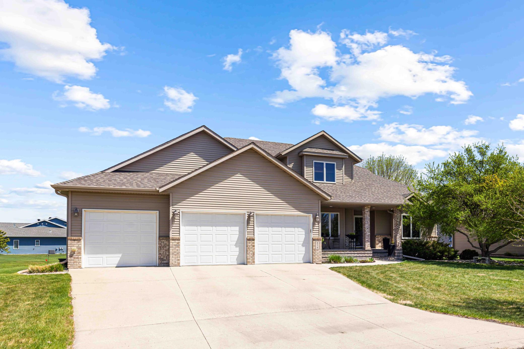 854 32nd Street S Moorhead MN 56560