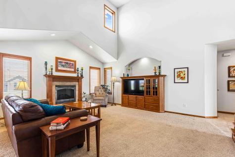 854 32nd Street S Moorhead MN 56560