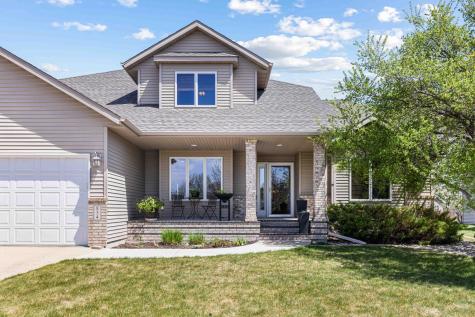 854 32nd Street S Moorhead MN 56560