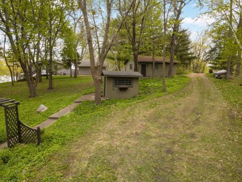 24501 Cedar Point Road New Prague MN 56071
