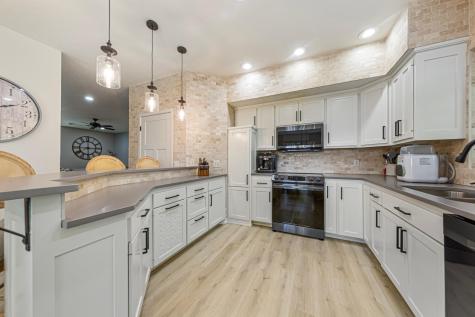 2119 199th Street W Faribault MN 55021