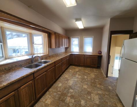 304 2nd Avenue SE Pipestone MN 56164