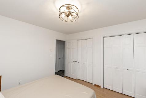 207 4th Avenue SE Hillsboro ND 58045