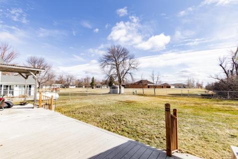 207 4th Avenue SE Hillsboro ND 58045