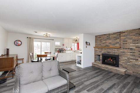 207 4th Avenue SE Hillsboro ND 58045