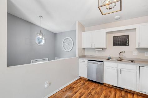 411 E 1st Street Chaska MN 55318